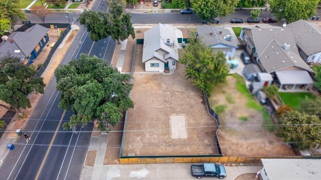 720 E Dudley Avenue, Fresno, CA 93728