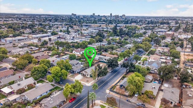 720 E Dudley Avenue, Fresno, CA 93728