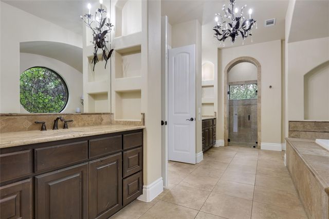 17408 Regatta View DR, Jonestown, TX 78645