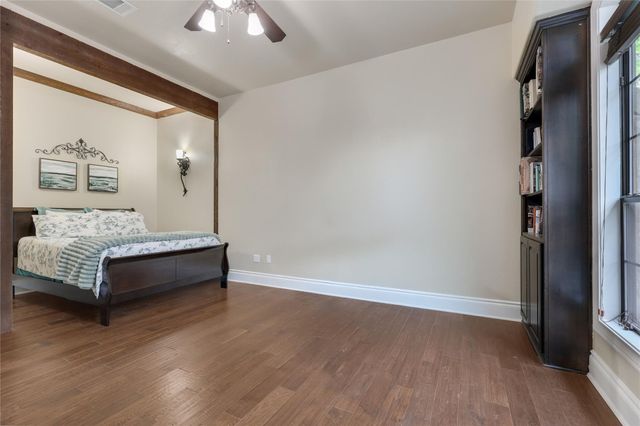 17408 Regatta View DR, Jonestown, TX 78645