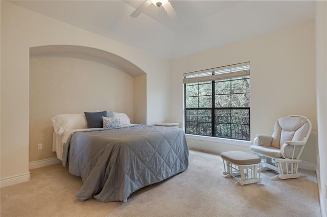 17408 Regatta View DR, Jonestown, TX 78645