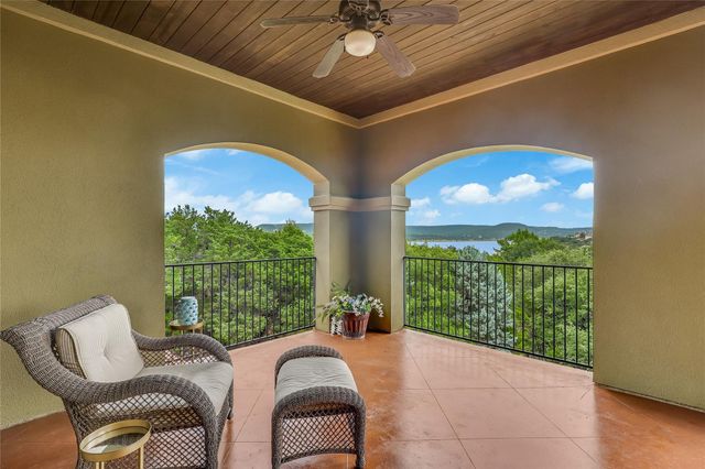 17408 Regatta View DR, Jonestown, TX 78645