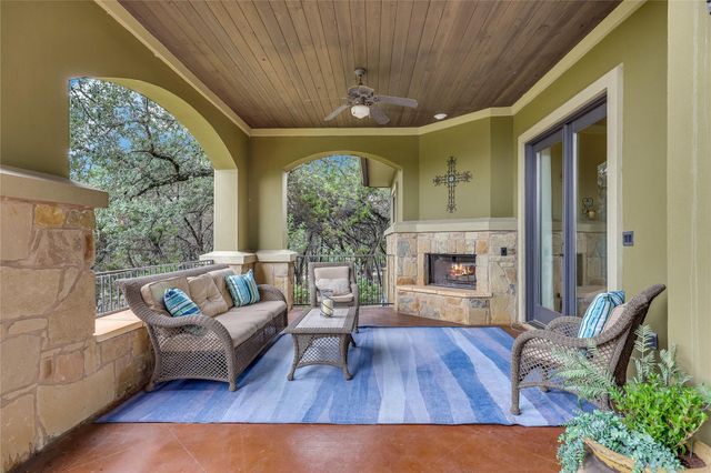 17408 Regatta View DR, Jonestown, TX 78645