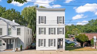 823 Warren Street, Hudson, NY 12534