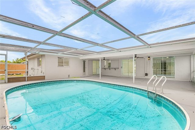1306 SE 21st LN, Cape Coral, FL 33990