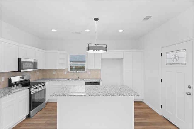 2801 Mount Horum Way, Fort Worth, TX 76105