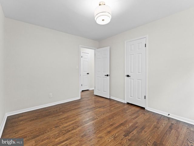 20 ROCKLAND RD, Ewing, NJ 08618