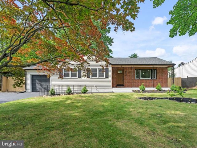 20 ROCKLAND RD, Ewing, NJ 08618