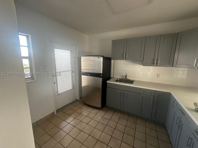 18700 NE 3rd Ct 626, Miami, FL 33179
