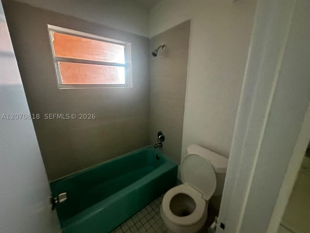 18700 NE 3rd Ct 626, Miami, FL 33179