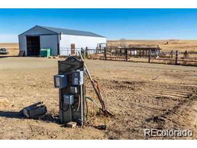 39633 E 160th Ave, Keenesburg, CO 80643