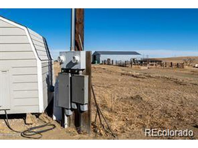 39633 E 160th Ave, Keenesburg, CO 80643