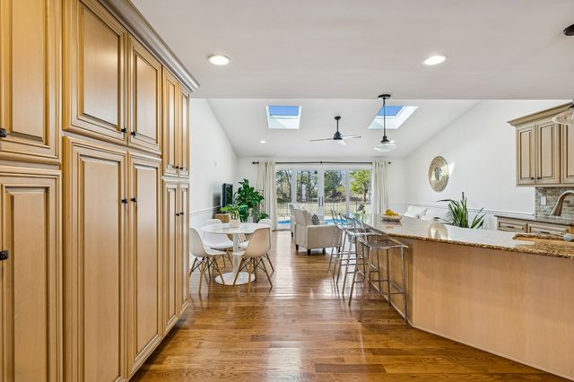 1234 Windsor Dr, Gallatin, TN 37066