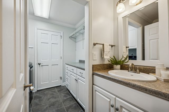 1234 Windsor Dr, Gallatin, TN 37066