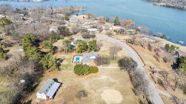 1234 Windsor Dr, Gallatin, TN 37066