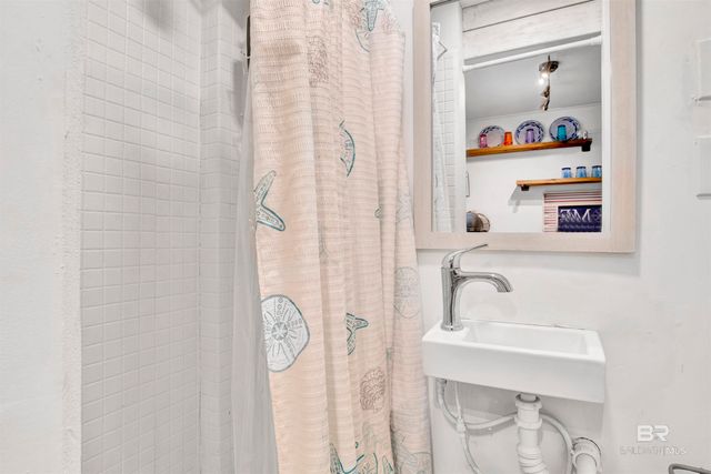 8205 Gulf Beach Lane, Gulf Shores, AL 36542