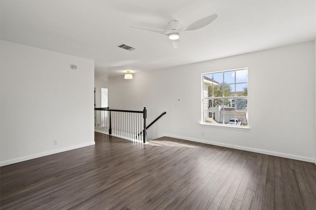 537 Rockhurst ST, Buda, TX 78610