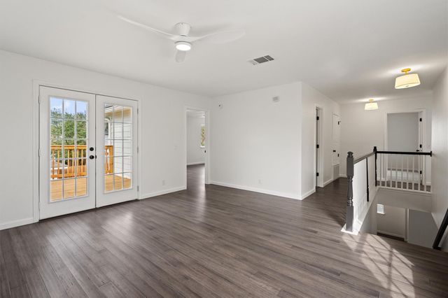 537 Rockhurst ST, Buda, TX 78610