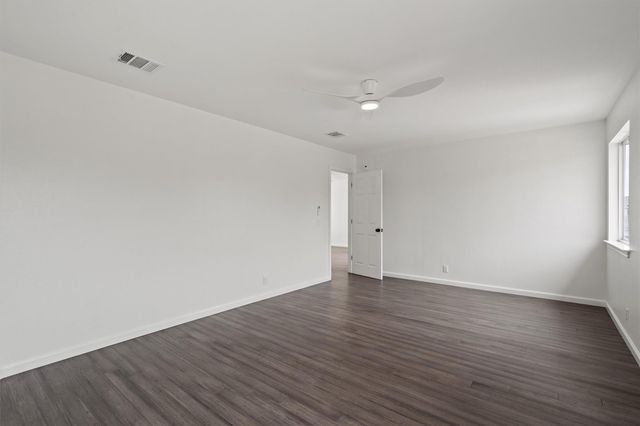 537 Rockhurst ST, Buda, TX 78610