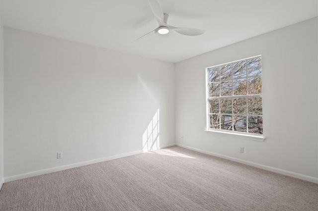 537 Rockhurst ST, Buda, TX 78610