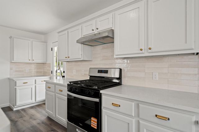 537 Rockhurst ST, Buda, TX 78610