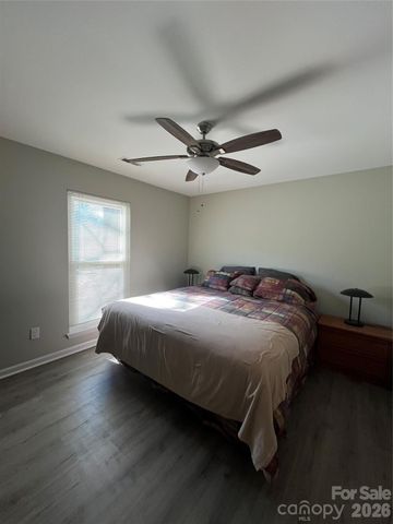 6525 Thamesmead Lane, Mint Hill, NC 28227