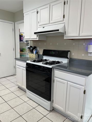 6525 Thamesmead Lane, Mint Hill, NC 28227