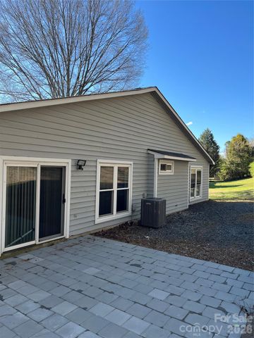 6525 Thamesmead Lane, Mint Hill, NC 28227