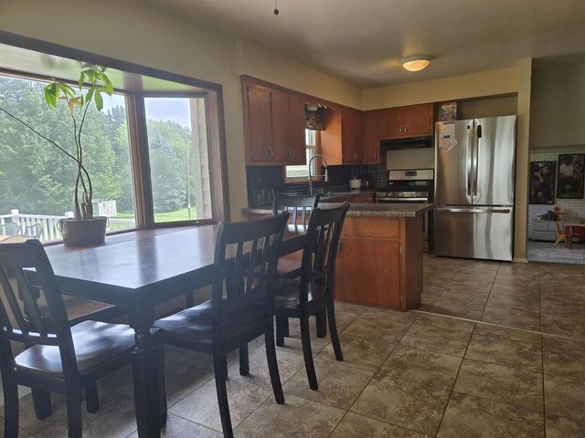 N71W13776 Nicolet COURT, Menomonee Falls, WI 53051