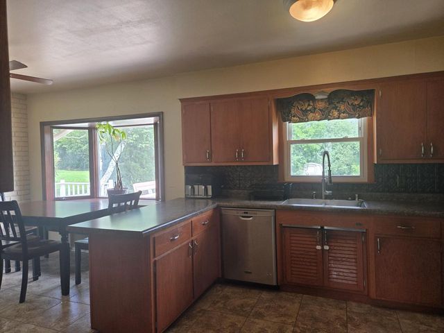 N71W13776 Nicolet COURT, Menomonee Falls, WI 53051