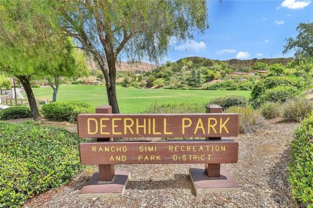 6698 Summerhill Court, Oak Park, CA 91377