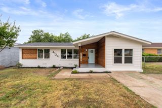 4129 Huckleberry Circle, Dallas, TX 75216