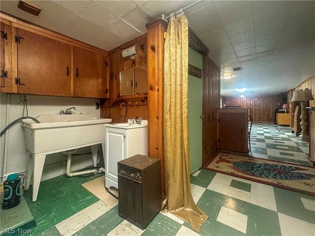 1525 Bellvue Drive, Niles, OH 44446