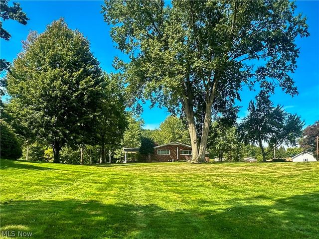 1525 Bellvue Drive, Niles, OH 44446