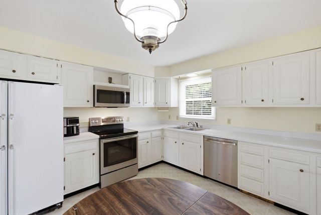 481 Severn Way, Lexington, KY 40503