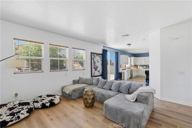 37515 Limelight Way, Palmdale, CA 93551