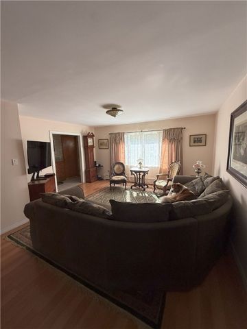 15 Hatfield Avenue, Sidney, NY 13838