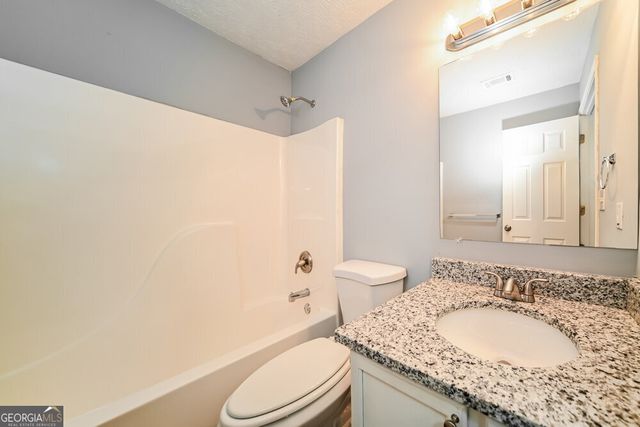 1681 Graystone Drive, Hampton, GA 30228