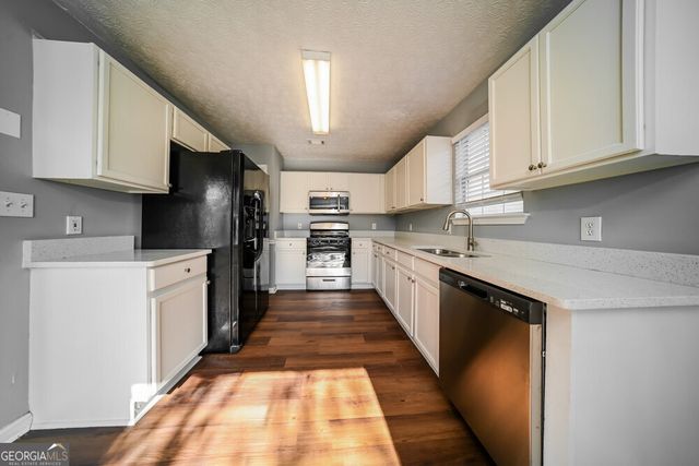 1681 Graystone Drive, Hampton, GA 30228