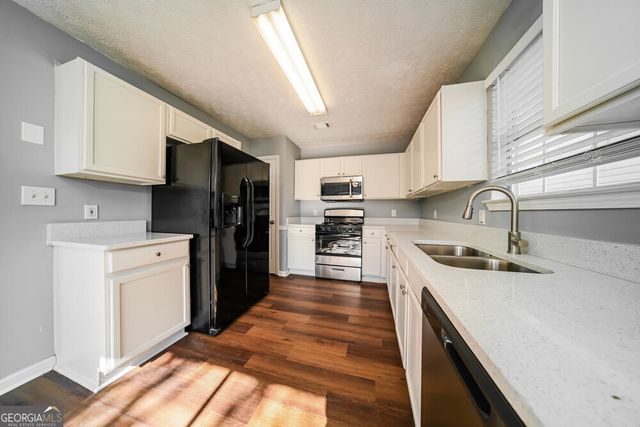 1681 Graystone Drive, Hampton, GA 30228