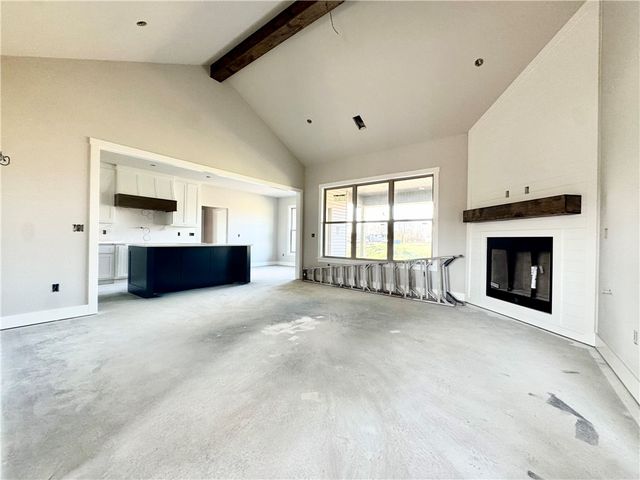 2104 Taylor Orchard Road, Gentry, AR 72734