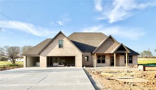 2104 Taylor Orchard Road, Gentry, AR 72734