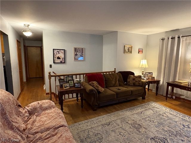 3895 Ayrshire Drive, Youngstown, OH 44511