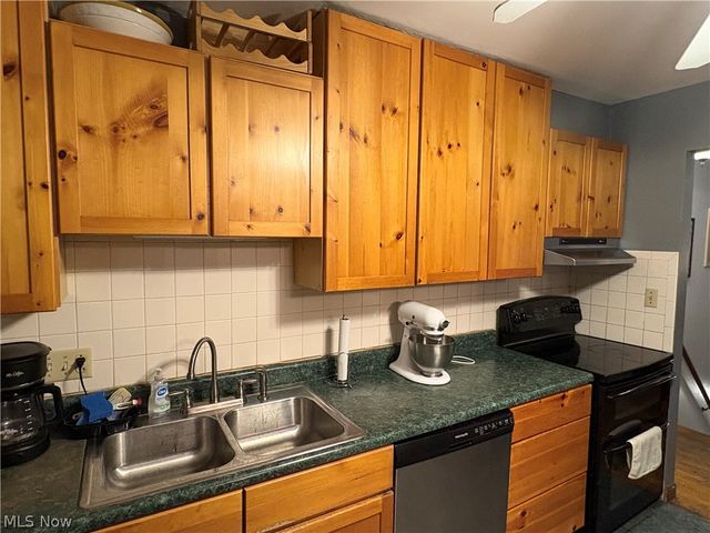 3895 Ayrshire Drive, Youngstown, OH 44511