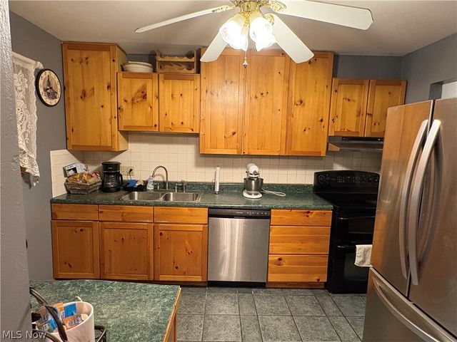 3895 Ayrshire Drive, Youngstown, OH 44511