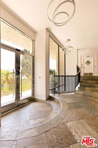 1230 Horn Avenue 419, West Hollywood, CA 90069