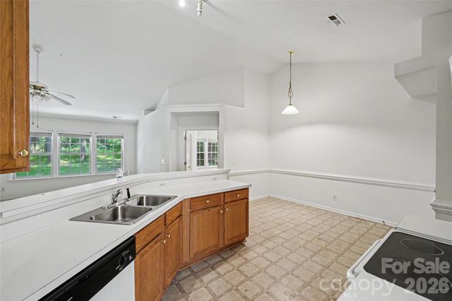 6213 Nevin Road, Charlotte, NC 28262