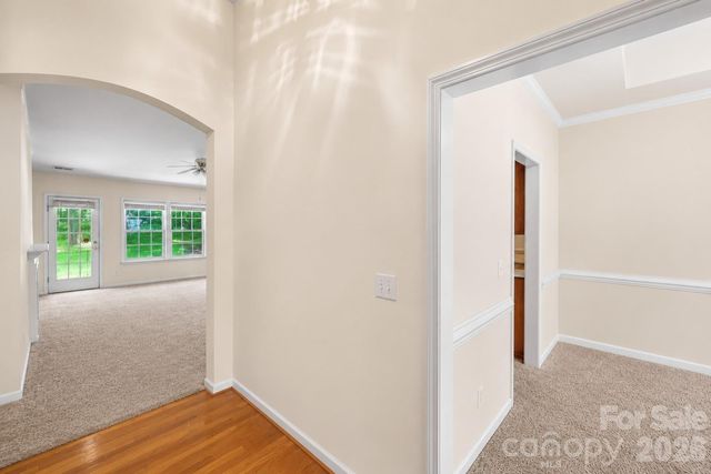 6213 Nevin Road, Charlotte, NC 28262