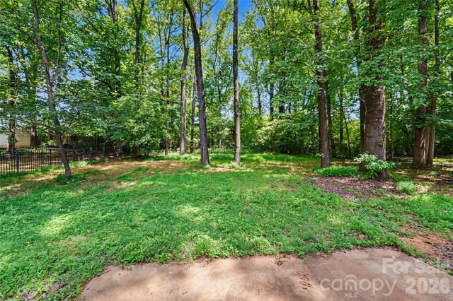 6213 Nevin Road, Charlotte, NC 28262