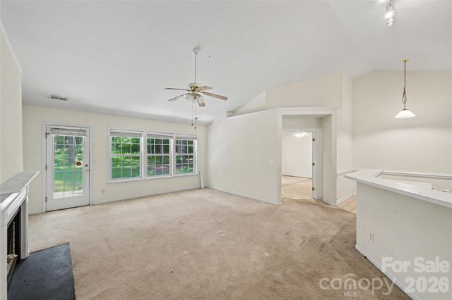6213 Nevin Road, Charlotte, NC 28262
